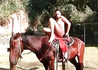 Slim woman takes off her clothes and demonstrates off her body for a pony